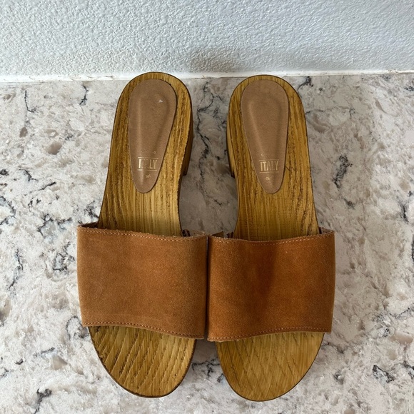 Seychelles Brown Mules with Wooden Platform - Picture 2 of 7